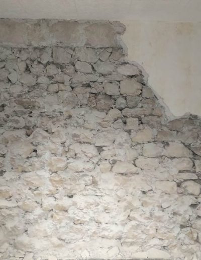 avant réfection mur en pierre en sous sol-ATC BAT
